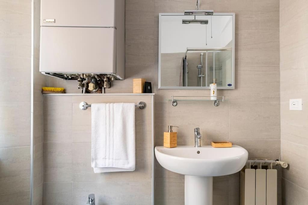 Centro Storico Di A 15 Minuti, Sweet Apartamento Génova